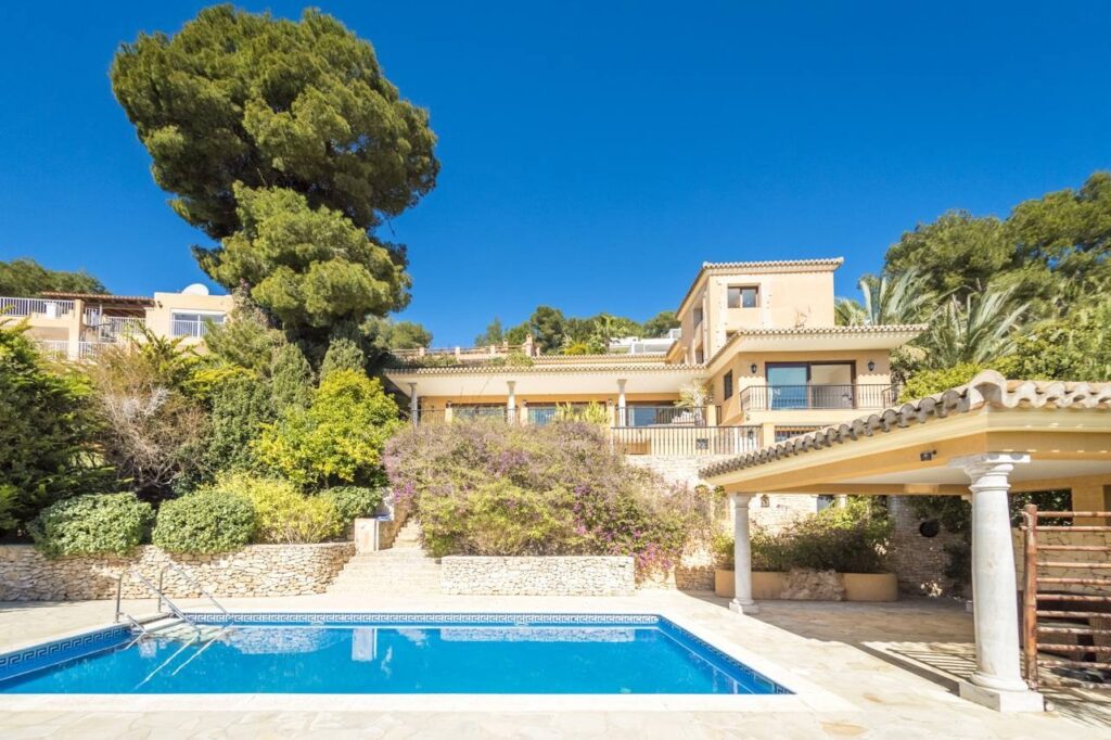 Villa Crystal
