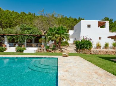 I bought a house in Ibiza: Sharon and Eduard