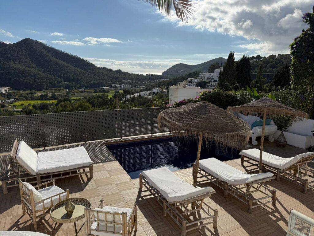 WhatsApp Image 2025 12 11 At 14.24.49 (1)