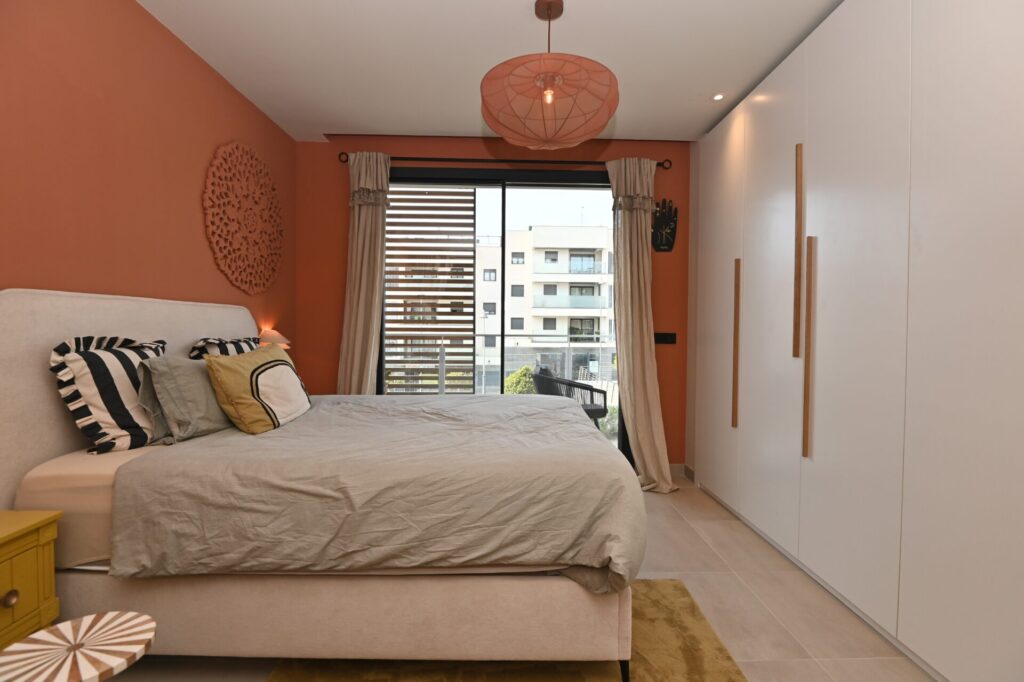 Fd9e03af 76a9 40ac B0f9 D690b81bf5d3